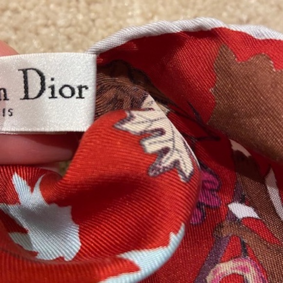 Dior Scarf - Picture 3 of 3